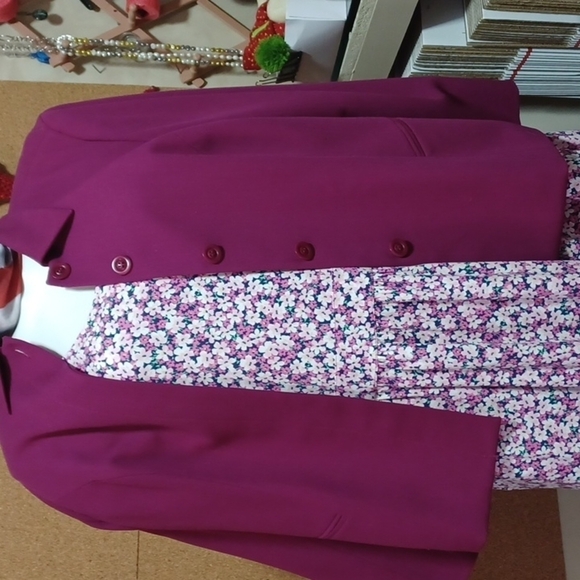 VALERIE STEVENS BLAZER SIZE 18W IN A BEAUTIFUL FUSHA COLOR - Picture 1 of 6